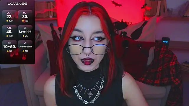 Snapshot of Mistress__Marcelline chatting on 11-01-25, 09:55 Mistress Marcelline online show from 11-01-25, 09:55