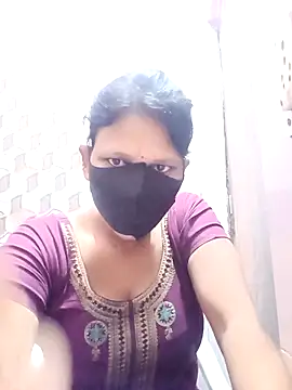 Snapshot of varnika chatting on 09-13-25, 08:47 varnika online show from 09-13-25, 08:47