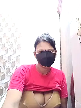 Snapshot of varnika chatting on 09-13-25, 09:03 varnika online show from 09-13-25, 09:03