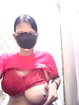 Snapshot of varnika chatting on 09-20-25, 06:25 varnika online show from 09-20-25, 06:25