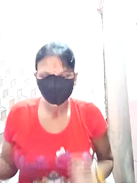 Snapshot of varnika chatting on 09-27-25, 08:19 varnika online show from 09-27-25, 08:19