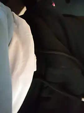 Snapshot of MyDick4You666 chatting on 11-25-25, 10:37 MyDick4You666 online show from 11-25-25, 10:37