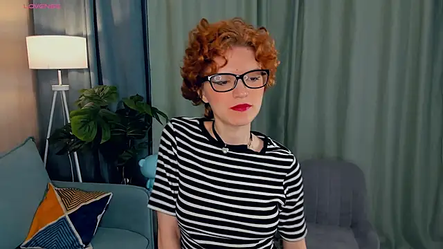 Snapshot of EdlinGathright chatting on 09-26-25, 03:43 EdlinGathright online show from 09-26-25, 03:43