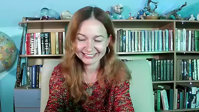 Snapshot of Foxilady357 chatting on 10-24-25, 02:57 Foxilady357 online show from 10-24-25, 02:57