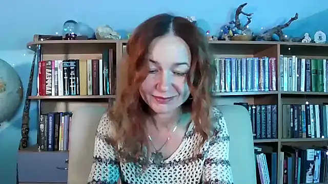 Snapshot of Foxilady357 chatting on 12-04-25, 01:53 Foxilady357 online show from 12-04-25, 01:53