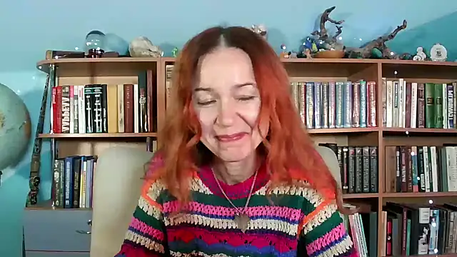 Snapshot of Foxilady357 chatting on 12-05-25, 04:36 Foxilady357 online show from 12-05-25, 04:36