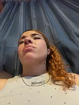 Snapshot of haally-mll chatting on 09-11-25, 12:22 haally-mll online show from 09-11-25, 12:22