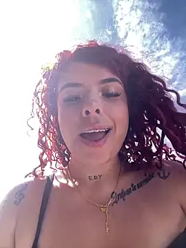 Snapshot of haally-mll chatting on 09-25-25, 07:06 haally-mll online show from 09-25-25, 07:06