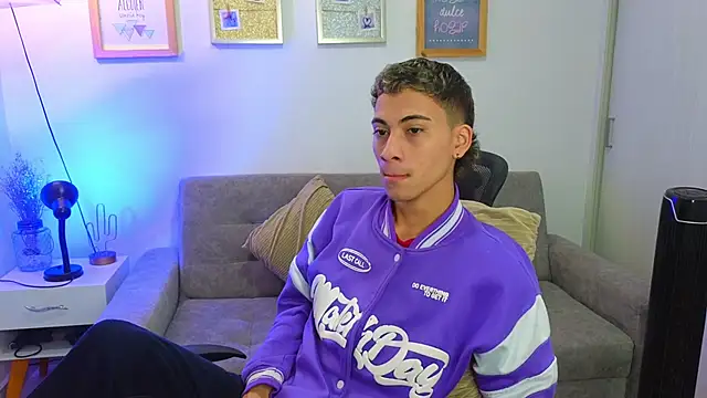 yulian vasquez online show from 11-28-25, 12:30