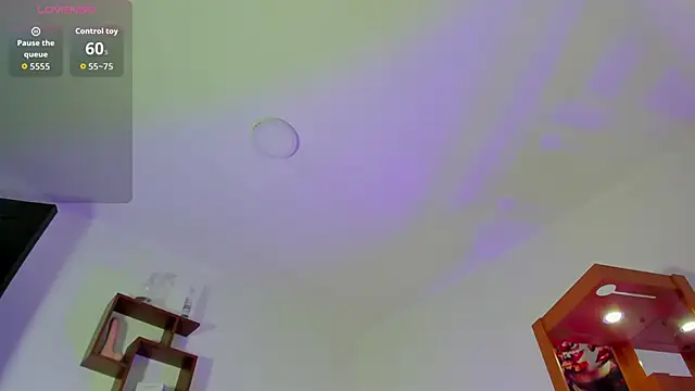 LoganTwink18 online show from 11-07-25, 01:44