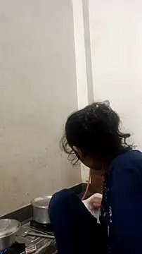 Guriya0076 online show from 11-06-25, 03:18