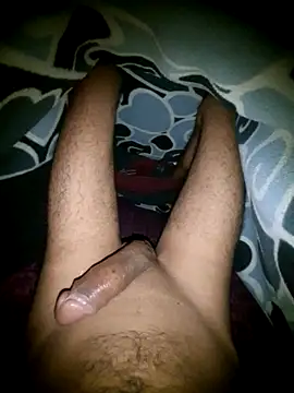 Snapshot of Desi_Horny_Boys chatting on 06-05-26, 05:40 Desi Horny Boys online show from 06-05-26, 05:40