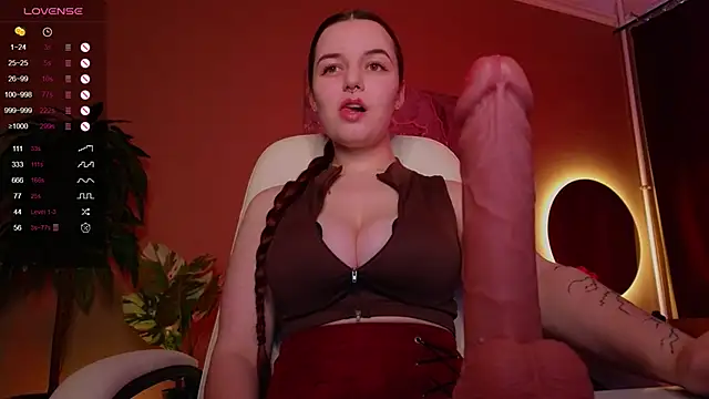 Snapshot of BellaDevile_ chatting on 09-24-25, 07:44 BellaDevile  online show from 09-24-25, 07:44