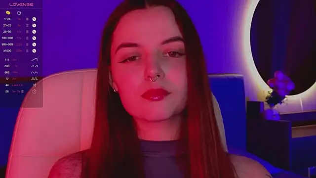 Snapshot of BellaDevile_ chatting on 10-01-25, 07:25 BellaDevile  online show from 10-01-25, 07:25