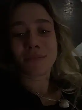 Snapshot of blond-96 chatting on 09-14-25, 03:55 blond-96 online show from 09-14-25, 03:55