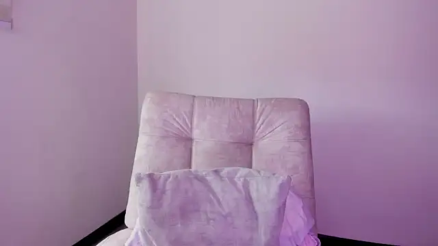 Snapshot of Arianna_Jannes chatting on 11-23-25, 05:02 Arianna Jannes online show from 11-23-25, 05:02