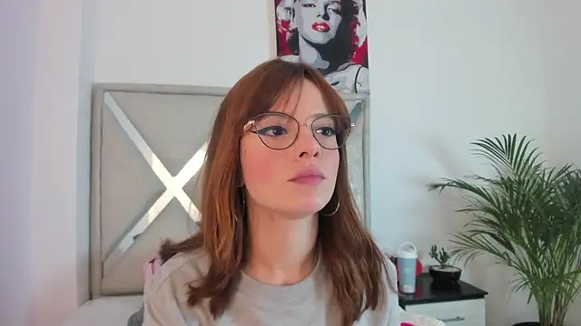 Snapshot of abby_jones2 chatting on 01-16-26, 03:43 abby jones2 online show from 01-16-26, 03:43