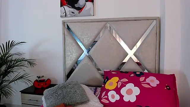 Snapshot of abby_jones2 chatting on 02-25-26, 03:16 abby jones2 online show from 02-25-26, 03:16