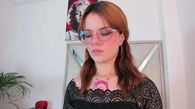 Snapshot of abby_jones2 chatting on 03-08-26, 04:27 abby jones2 online show from 03-08-26, 04:27