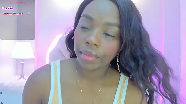 Snapshot of Melanyy_Ebonny chatting on 09-19-25, 03:41 Melanyy Ebonny online show from 09-19-25, 03:41