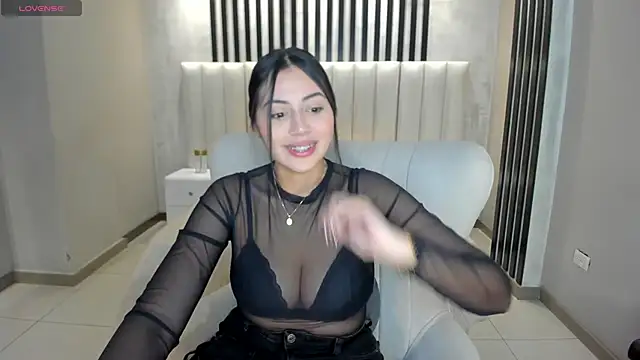 AmbarJames  online show from 06-09-26, 06:30