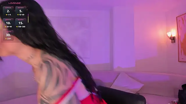 MilaLawrence online show from 04-21-26, 11:49