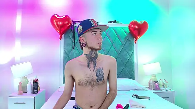 Asha zuri and adam online show from 10-21-25, 12:39