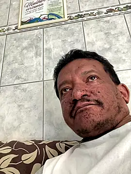 Snapshot of PIROCAGG21 chatting on 09-29-25, 01:16 PIROCAGG21 online show from 09-29-25, 01:16