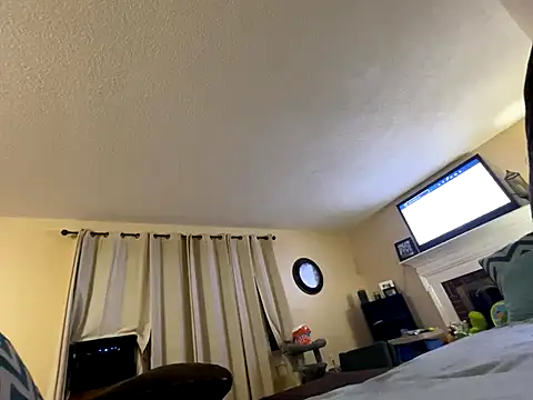 Snapshot of curis4270panda chatting on 09-24-25, 02:26 curis4270panda online show from 09-24-25, 02:26