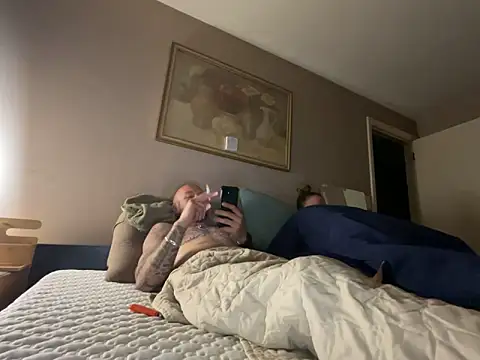 Snapshot of curis4270panda chatting on 10-12-25, 02:10 curis4270panda online show from 10-12-25, 02:10