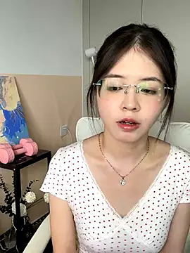 Snapshot of Qianqian-888 chatting on 09-27-25, 07:46 Qianqian-888 online show from 09-27-25, 07:46