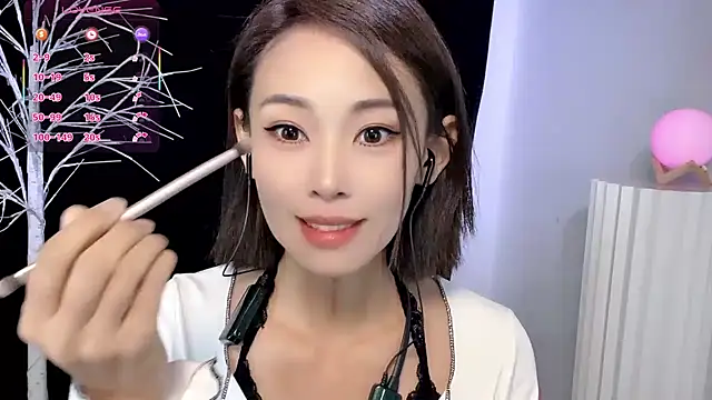 Snapshot of xiaoyue8888 chatting on 09-24-25, 01:09 xiaoyue8888 online show from 09-24-25, 01:09