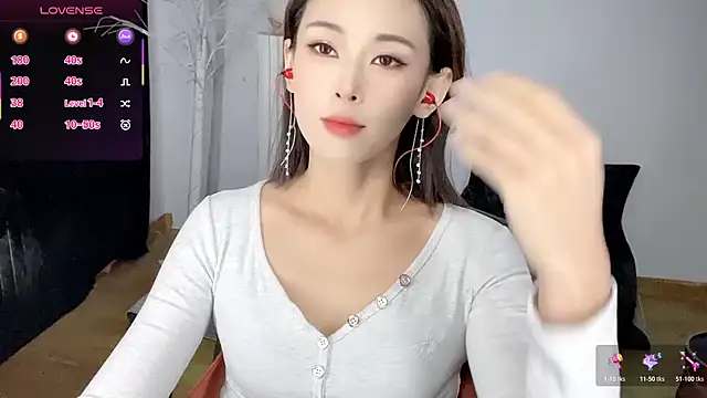 Snapshot of xiaoyue8888 chatting on 12-21-25, 03:24 xiaoyue8888 online show from 12-21-25, 03:24