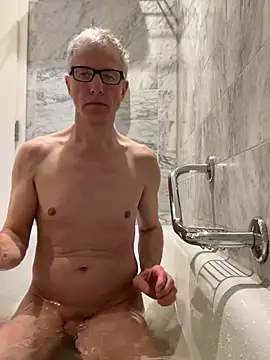 SexyLeon8 online show from 02-13-25, 10:54