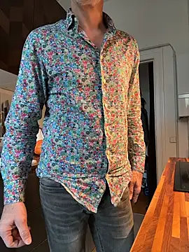 SexyLeon8 online show from 11-16-25, 09:04