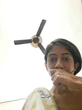 babe jasmine online show from 11-10-25, 04:00