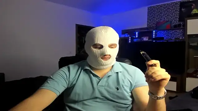 Snapshot of romiosabrino chatting on 12-17-25, 06:47 romiosabrino online show from 12-17-25, 06:47