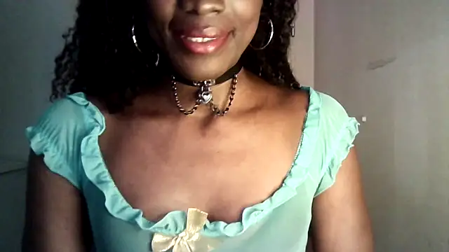 Chatdoll2 online show from 10-28-25, 05:04