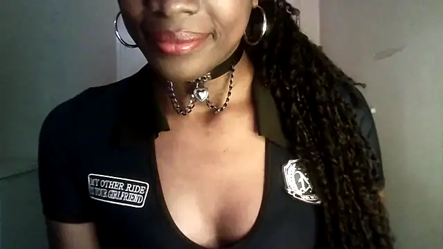 Chatdoll2 online show from 11-23-25, 06:08