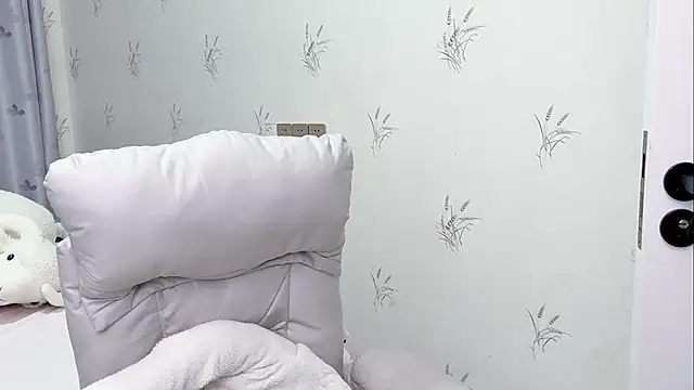 puppy-999 online show from 04-27-26, 02:15