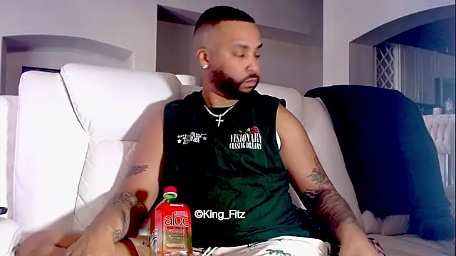 KING FITZ online show from 04-27-26, 01:09