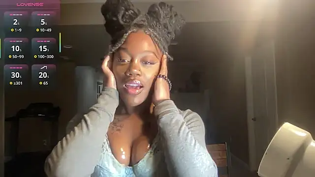 maskedgirl5005 online show from 10-04-25, 08:40