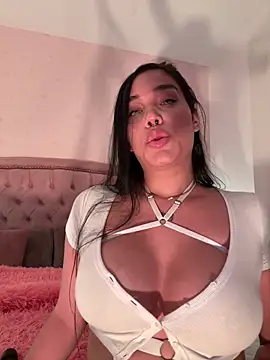 Bella  Wood online show from 09-21-25, 07:15