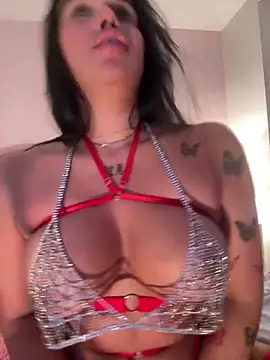 Bella  Wood online show from 02-06-26, 11:52