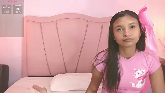 Snapshot of liz7skinny chatting on 12-20-25, 09:33 liz7skinny online show from 12-20-25, 09:33