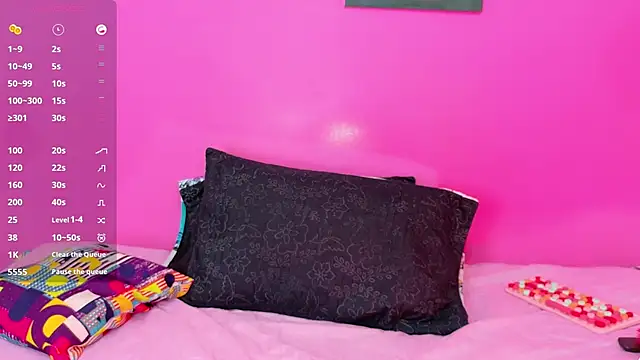 Snapshot of drooling4daddy chatting on 09-22-25, 12:56 drooling4daddy online show from 09-22-25, 12:56