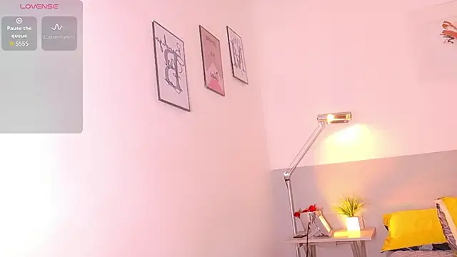 Snapshot of drooling4daddy chatting on 10-24-25, 01:07 drooling4daddy online show from 10-24-25, 01:07