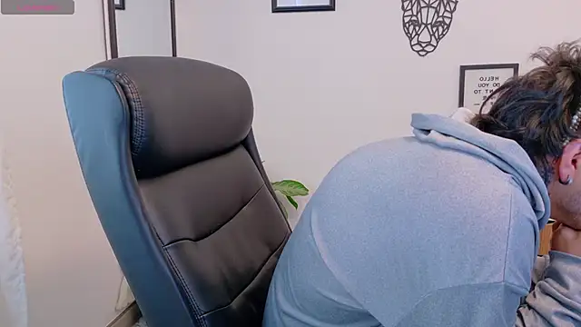 Elian savoy online show from 01-15-26, 12:43