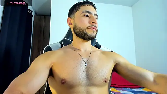 Snapshot of bryan_mugn chatting on 10-26-25, 02:39 bryan mugn online show from 10-26-25, 02:39