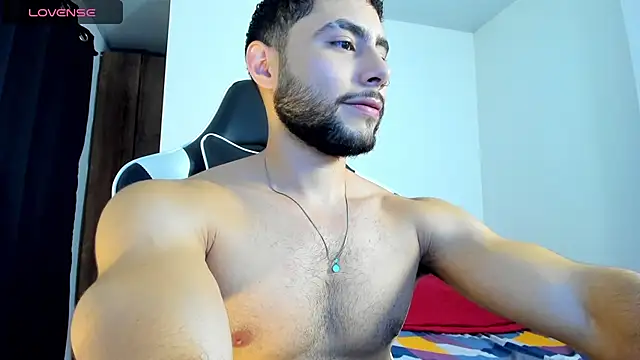 Snapshot of bryan_mugn chatting on 10-31-25, 02:12 bryan mugn online show from 10-31-25, 02:12